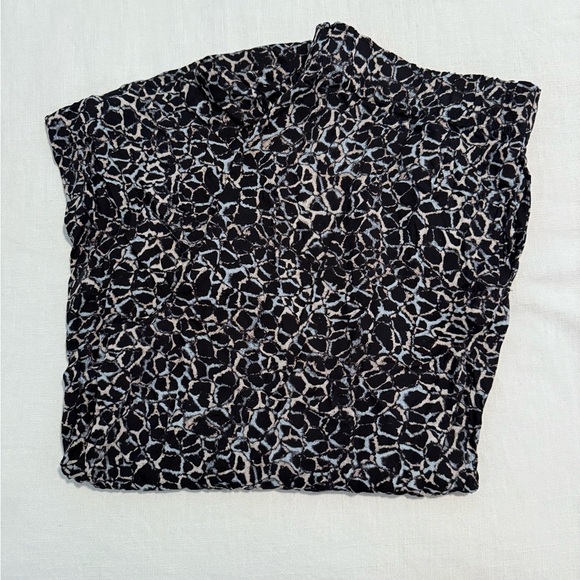 NWT T Tahari Black Blue Cobblestone Print Pull on Wide leg Pants 2x - Picture 2 of 4